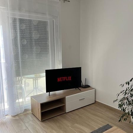 Apartment Sunrise With Private Parking Пула Екстер'єр фото