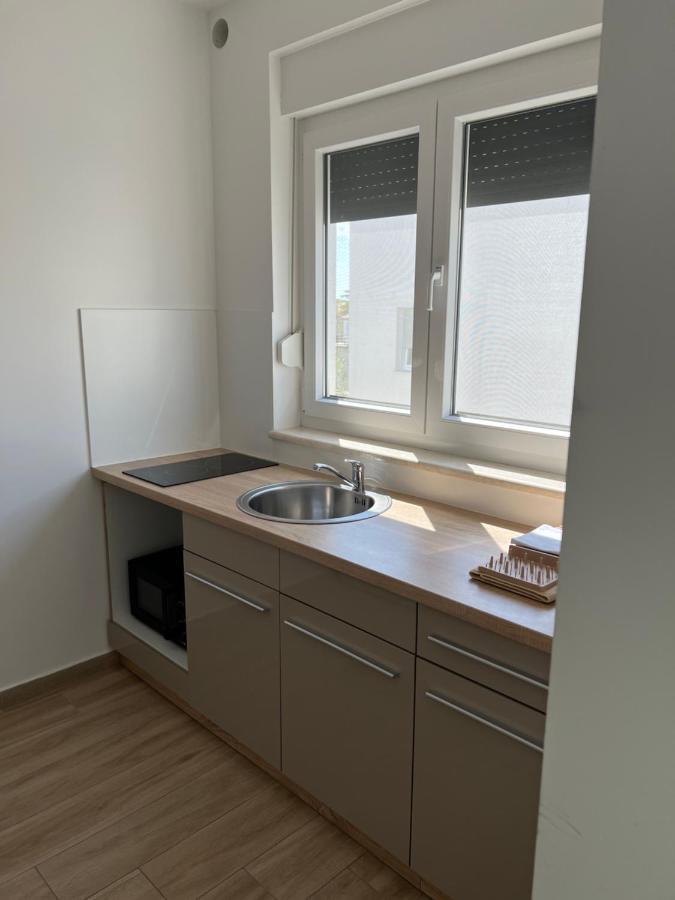 Apartment Sunrise With Private Parking Пула Екстер'єр фото