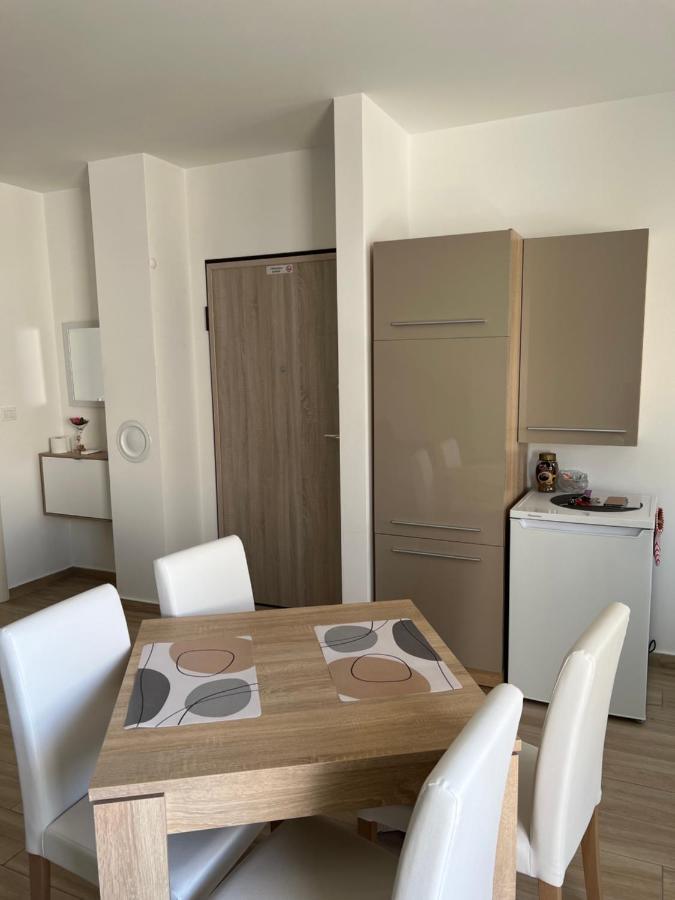 Apartment Sunrise With Private Parking Пула Екстер'єр фото