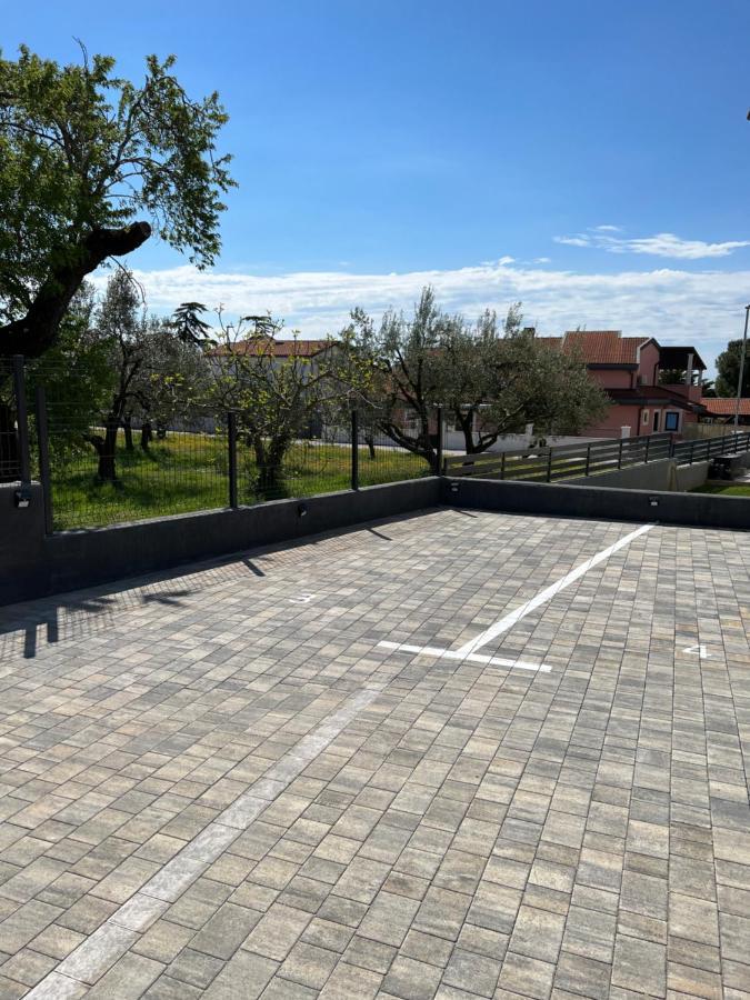 Apartment Sunrise With Private Parking Пула Екстер'єр фото